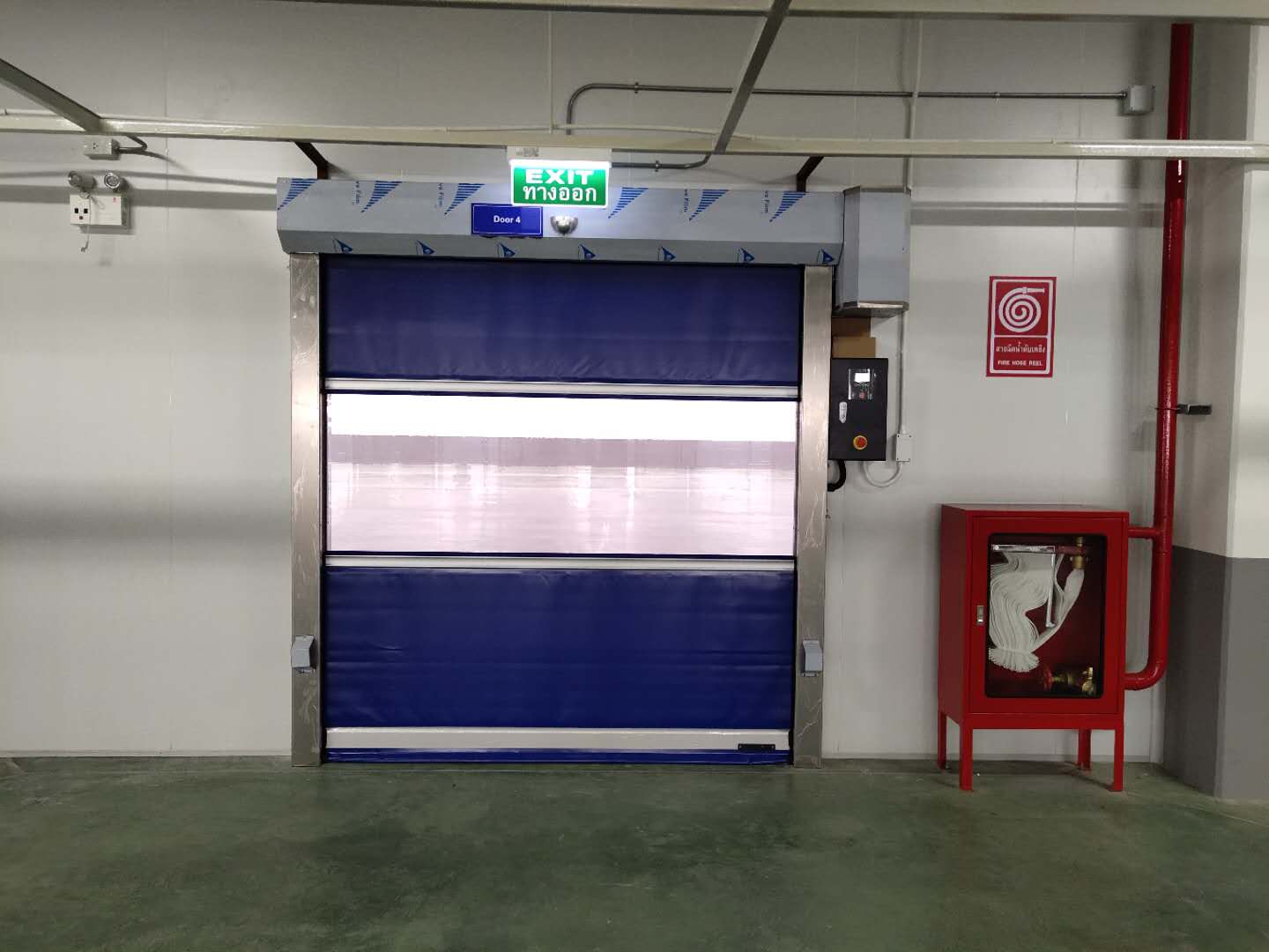 Industrial rapid door